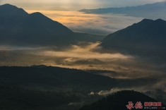 大山的早晨