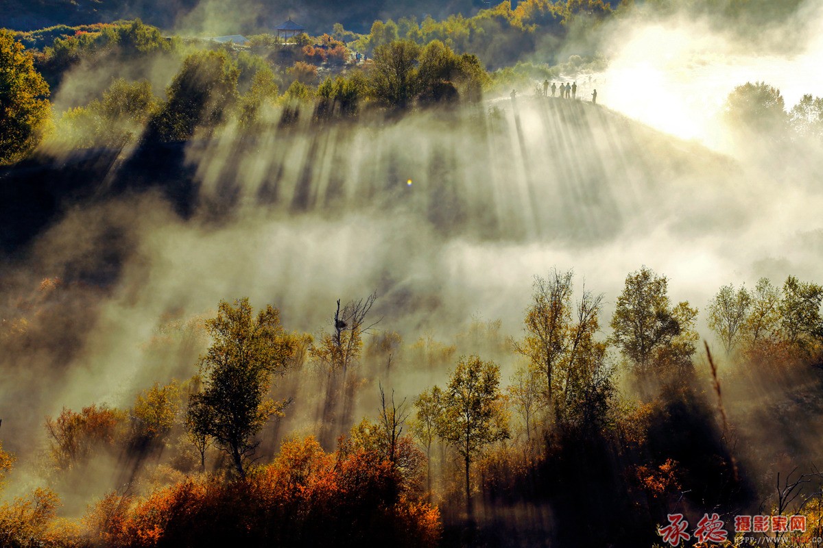 三等奖：梦幻桃山湖  马维克