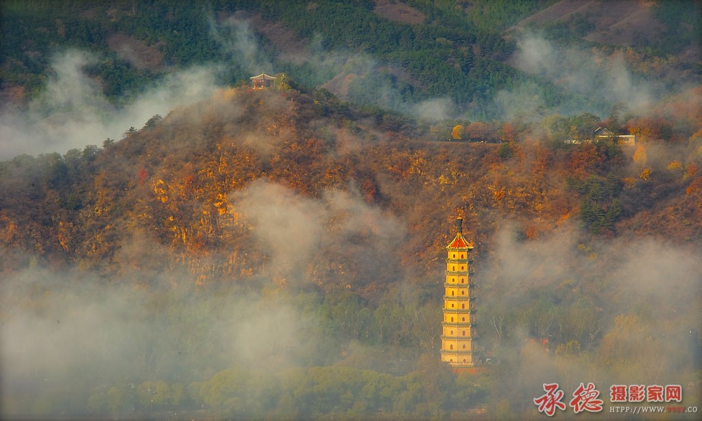 55.雾饶六和塔-东方欲晓